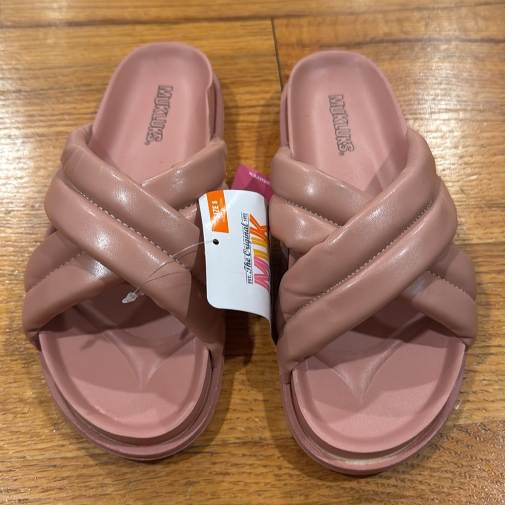 Mukluks - Picture 2 of 4